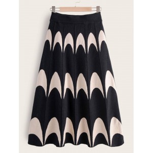 Graphic Print Flared Sweater Skirt
