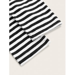 Men High Neck Letter Graphic Striped Tee